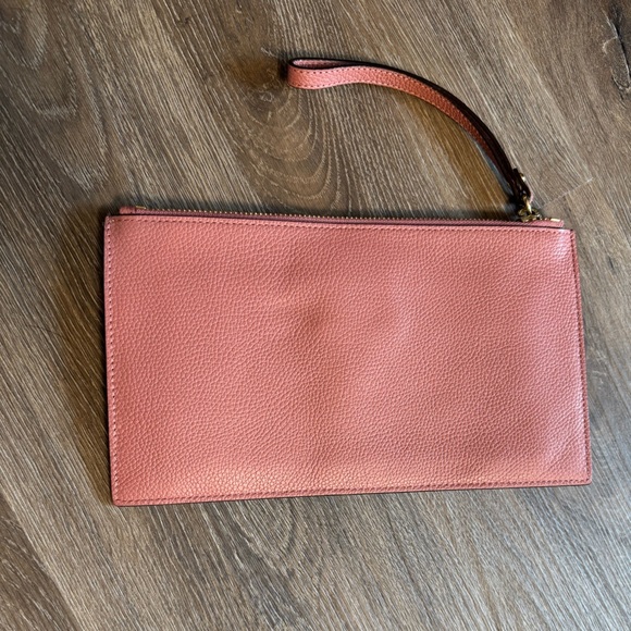 Michael Kors Wrislet - Picture 2 of 5